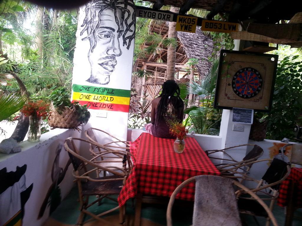 Mustapha' S Place Bwejuu Esterno foto